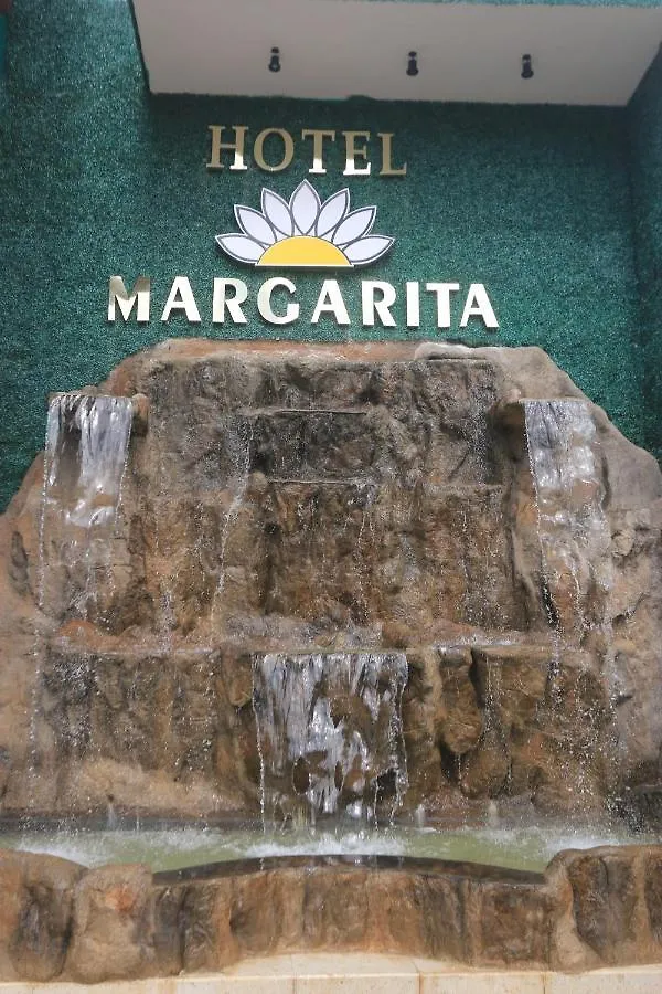 Hotel Margarita باكالار